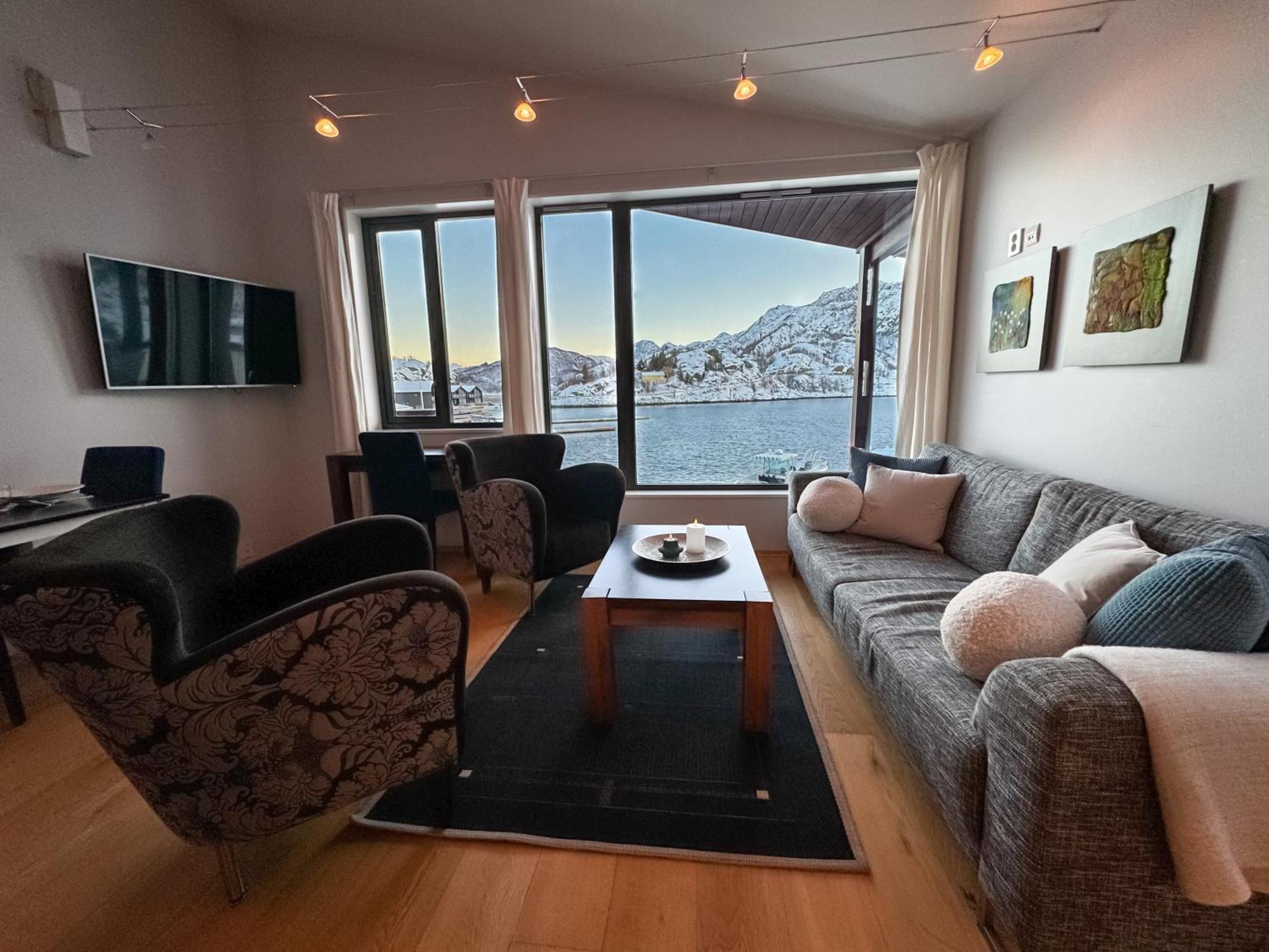 Hamn I Senja Hotel Eksteriør billede